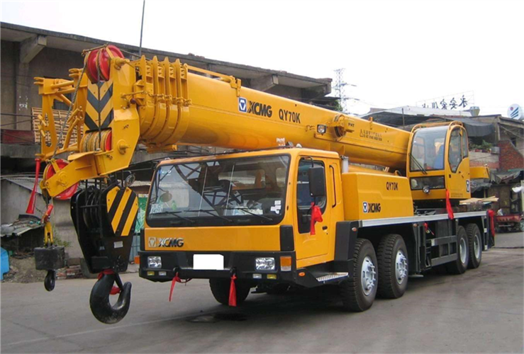 琼山区吊车出租选择重点